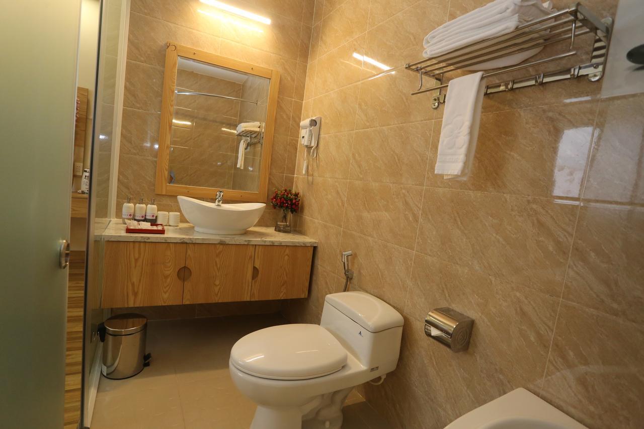 Thuy Sakura & Serviced 3* Ho Chi Minh City
