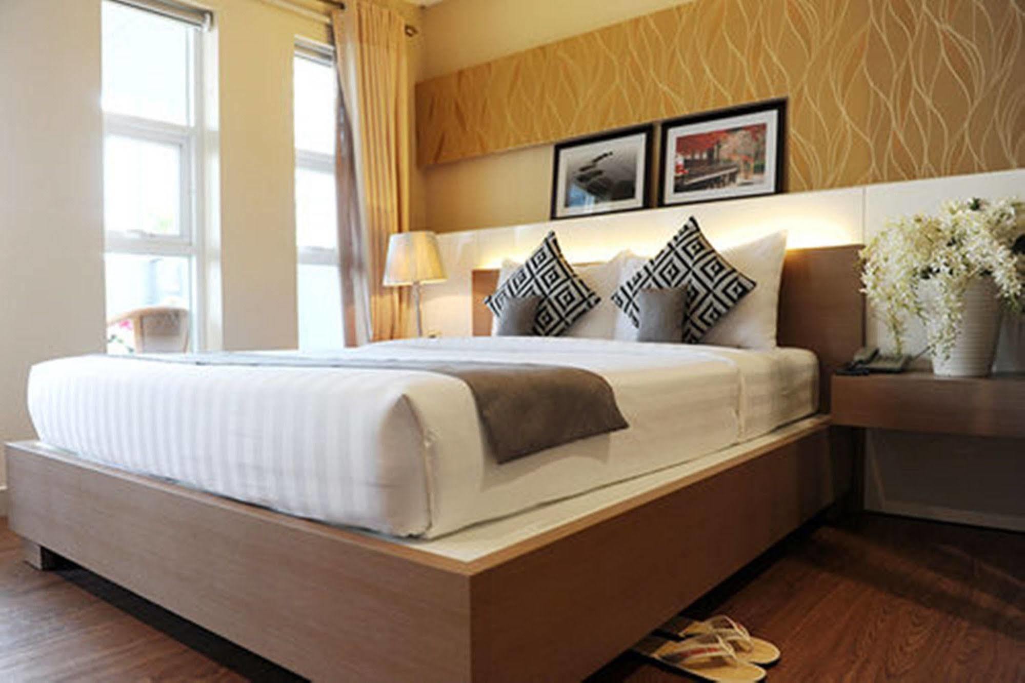 Thuy Sakura & Serviced 3* Ho Chi Minh City