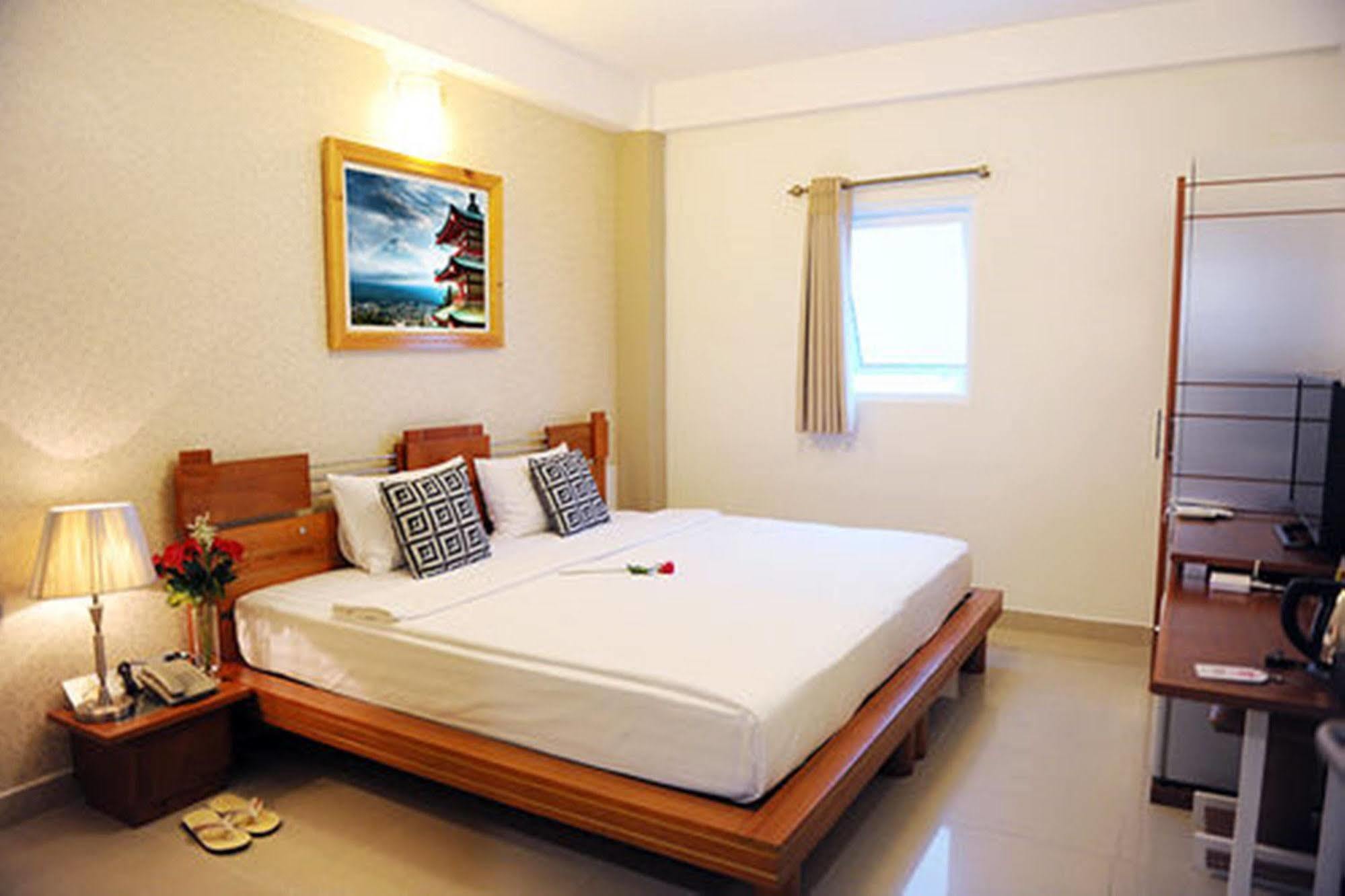 Thuy Sakura & Serviced Ho Chi Minh City